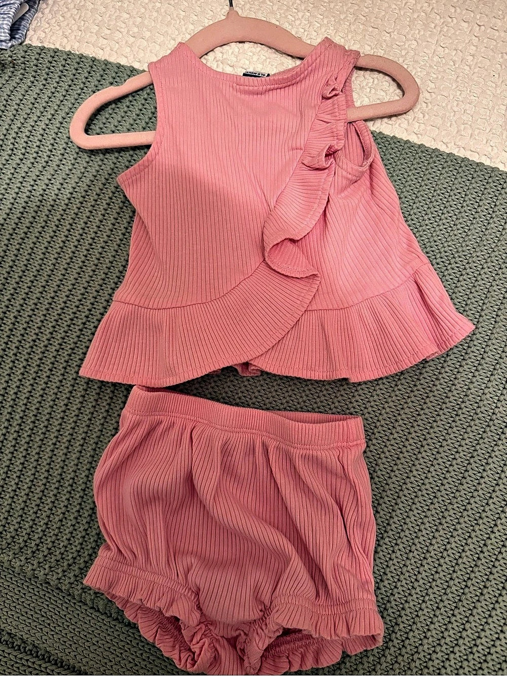 Old Navy Sleeveless Ribbed Ruffle-Trim Top and Shorts Set for Baby Top and